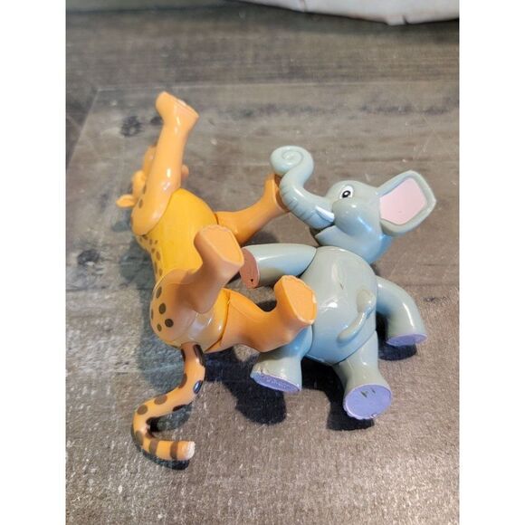 Rainforest Cafe 2000 cheetah elephant Safari set toy figure - Picture 4 of 6